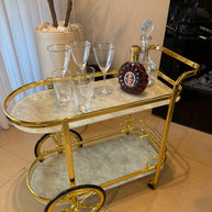 עגלה זהב עם שיש לבן